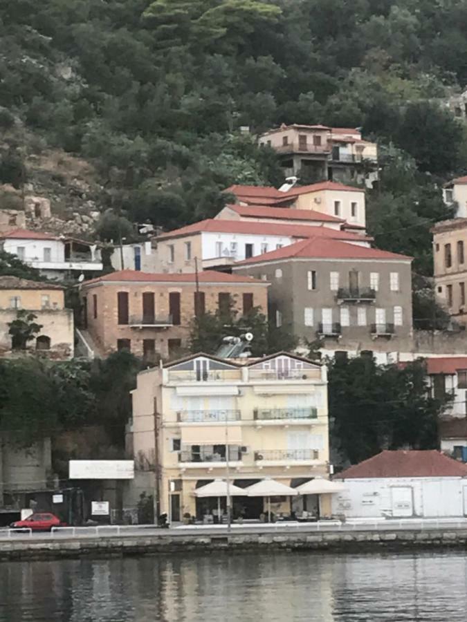Вилла Casa Laryssiou Гитион Экстерьер фото